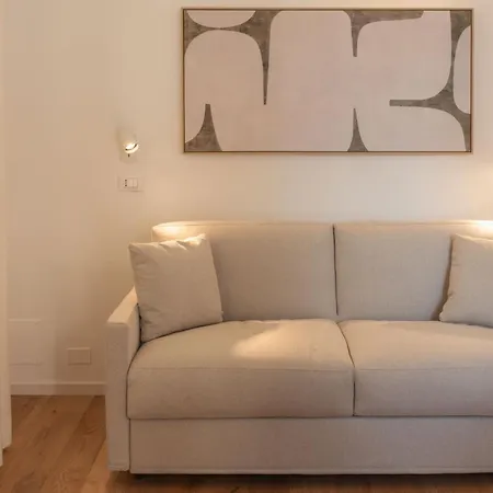 Palazzo Sant' Agostino - Natural Comfort By The First 招待所