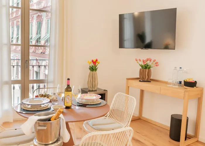 Palazzo Sant' Agostino - Natural Comfort By The First Penzion La Spezia