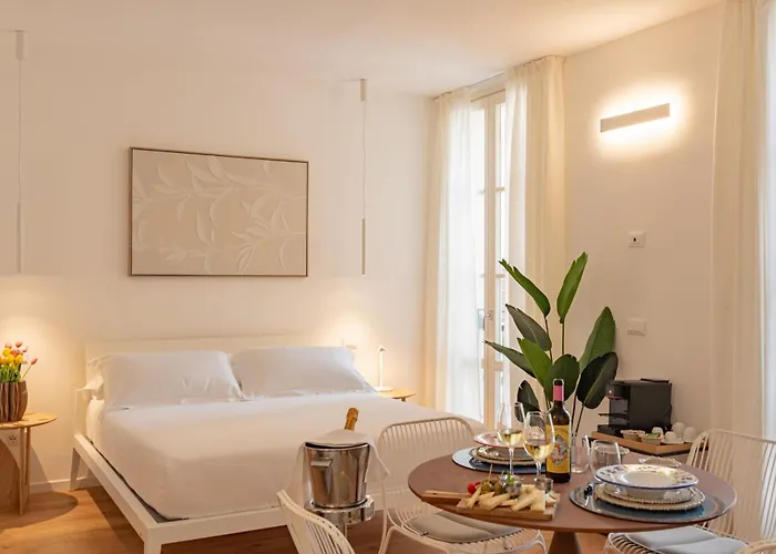 Palazzo Sant' Agostino - Natural Comfort By The First 3* La Spezia