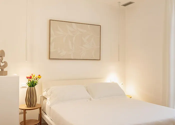 Palazzo Sant' Agostino - Natural Comfort By The First Penzion La Spezia