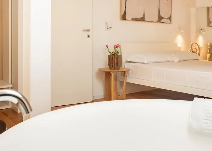 Penzion Palazzo Sant' Agostino - Natural Comfort By The First 3*
