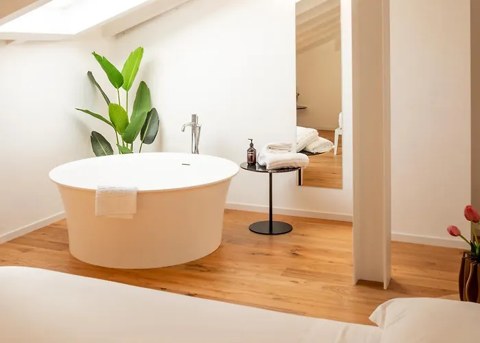 Penzion Palazzo Sant' Agostino - Natural Comfort By The First 3*